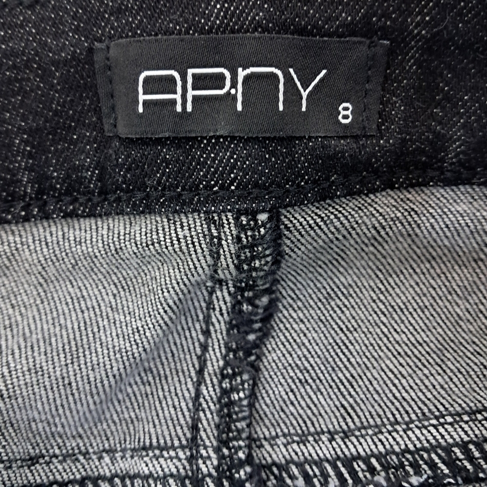 AP. NY Liberty Asymmetric Raw Hem Black Jeans Women’s 8 Cropped Slim - Picture 6 of 16